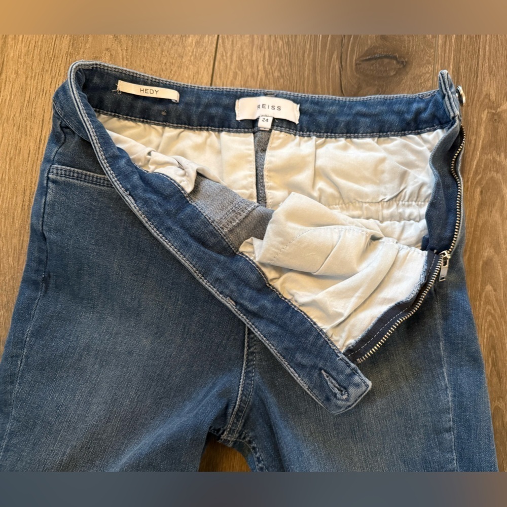 REISS Hedy Side Zip Jeans Size 24 - Picture 9 of 13